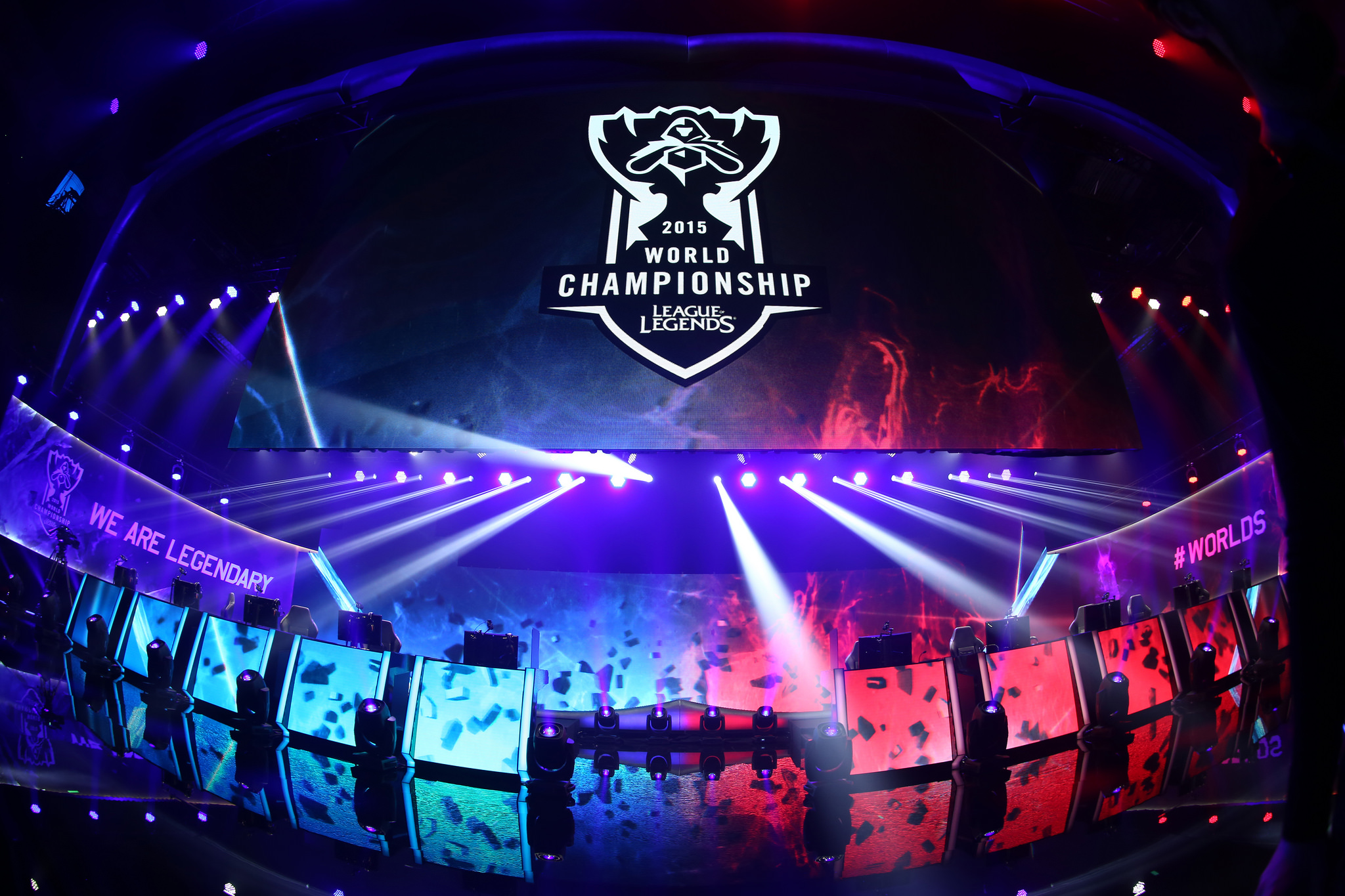 kamyk 替换 RobbieBk 在 Gentle Mates 阵容