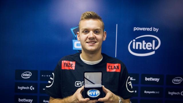 【上分攻略】正式服更新调整6个英雄，周瑜将成为上分利器